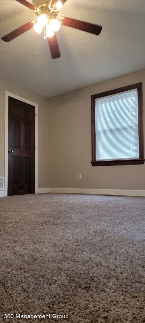 Foto del edificio - 2 br, 1 bath House - 28 S. Burns Avenue