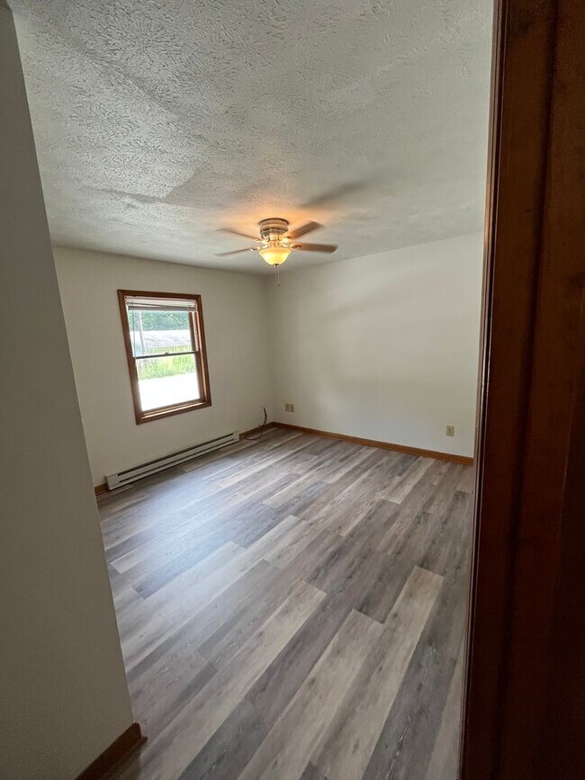 Foto del edificio - 155 Knowles Haven Ln