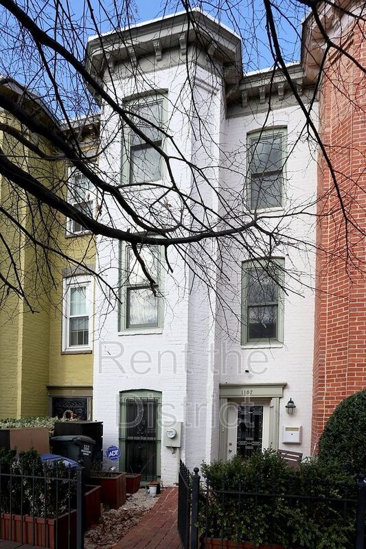Building Photo - 1107 R St NW