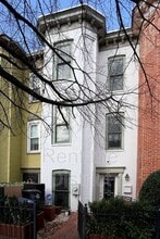 Building Photo - 1107 R St NW