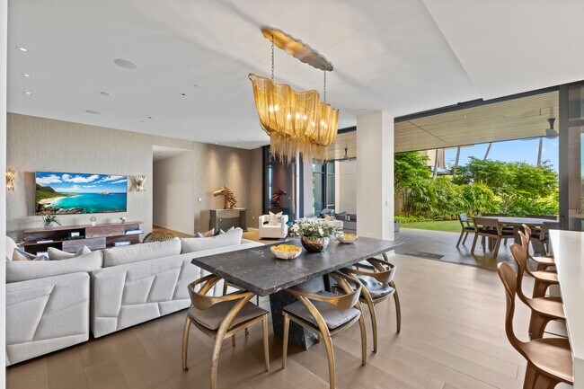 Foto del edificio - Park Lane 5305 - 3BR w/Swimming Pool and Yard!