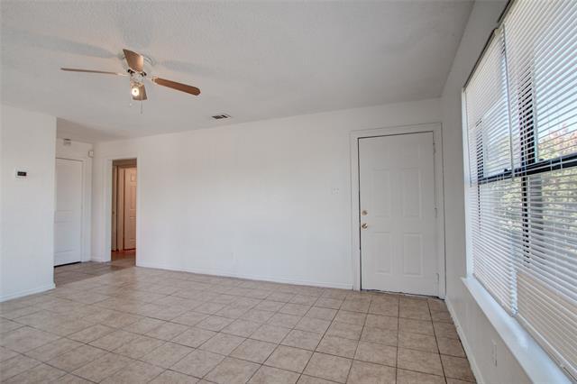 Foto del edificio - 201 W 4th St