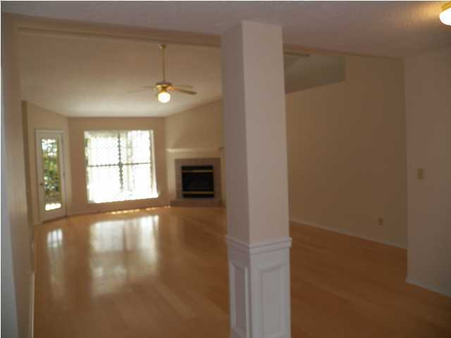 Building Photo - 4591 Scarlet Dr