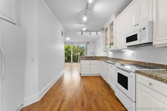 Building Photo - 455 Juno Dunes Way