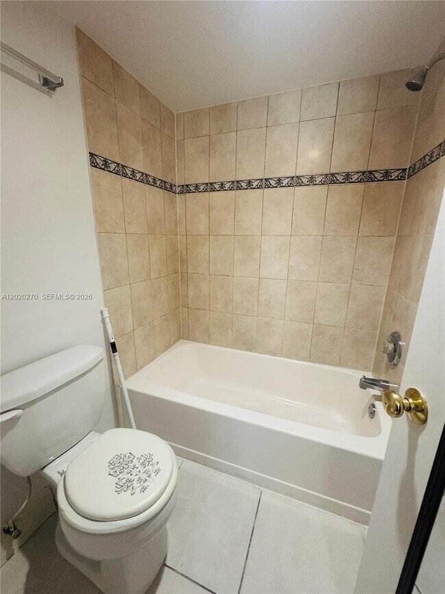 Foto del edificio - 8365 SW 152nd Ave