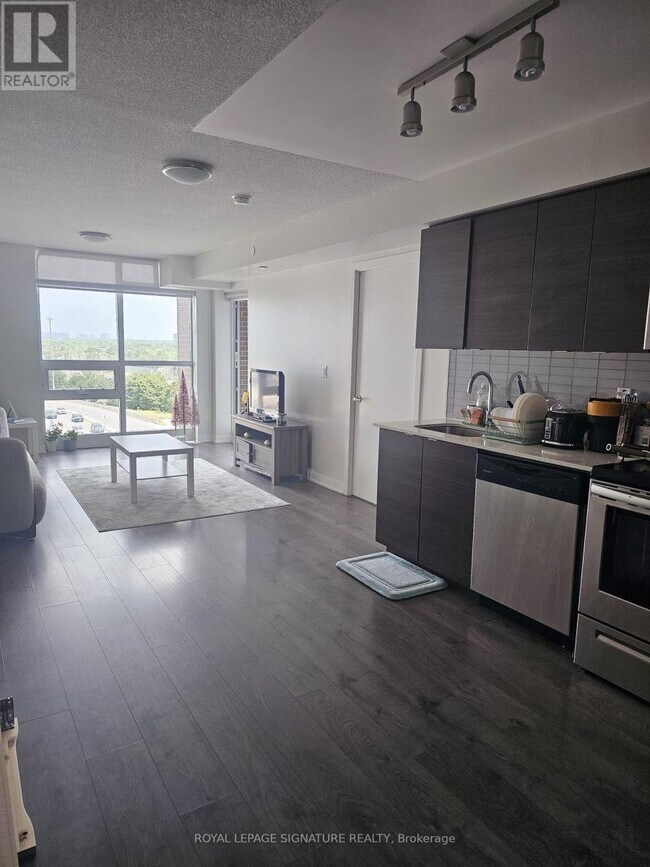 Building Photo - 123 Parkway Forest Dr