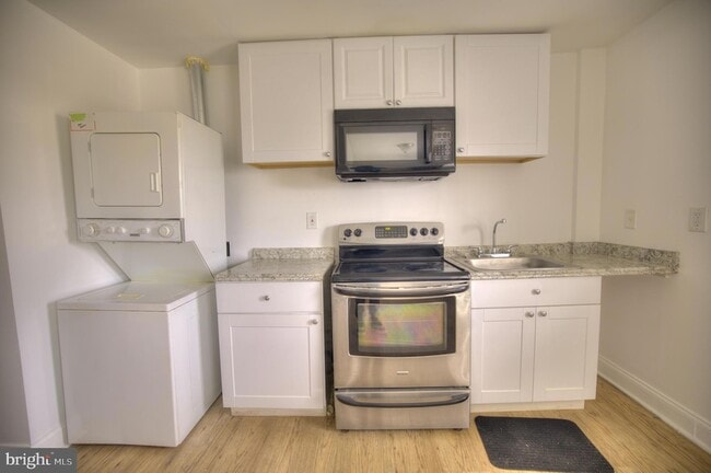Photo - 1405 N Decker Avenue Unit 2 Apartment