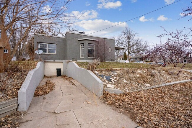 Foto del edificio - 603 W 18th St