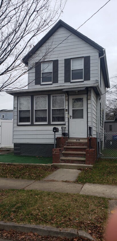 Foto principal - 310 Craig Ave