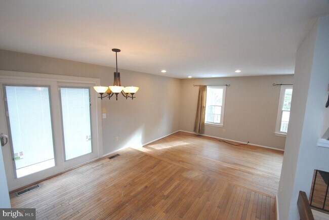 Building Photo - 1500 Tanyard Hill Rd