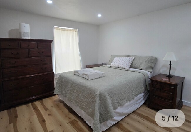 Foto del edificio - 84 River Bend Dr