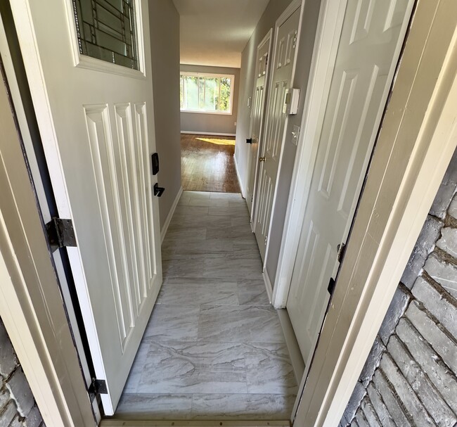 Entry Way- View 1 - 5422 67th Ave