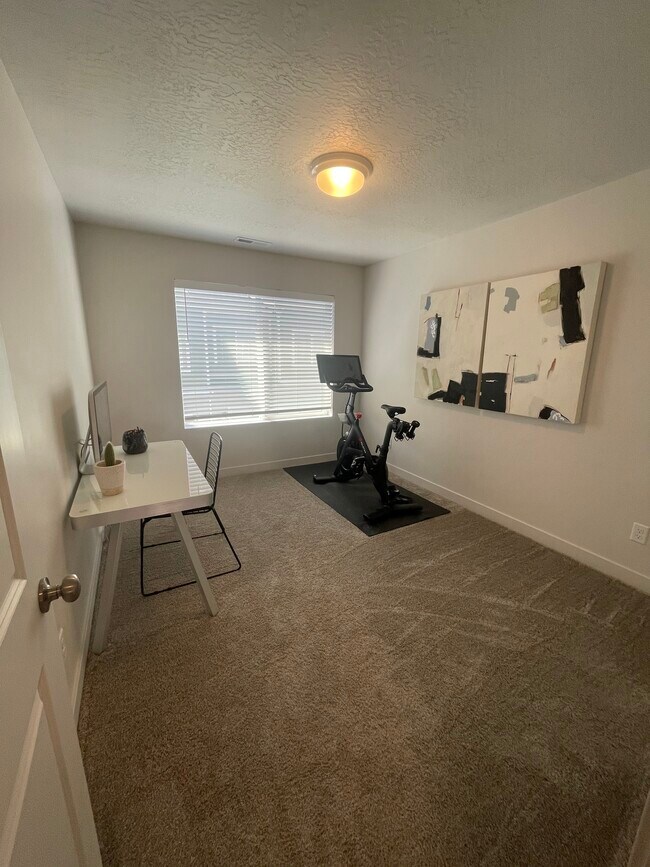 Building Photo - 3788 W Pure Nirvana Ln