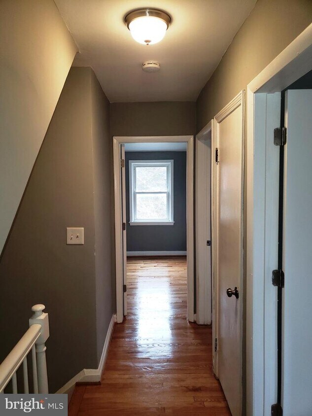 Primary Photo - 1028 Evesham Ave