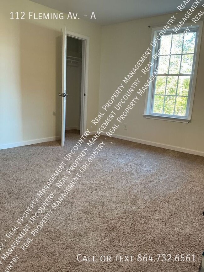 Building Photo - 112 Fleming Ave