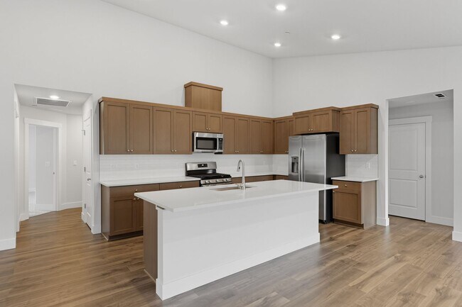 Building Photo - Elegant 4 Bedroom| 2.5 Bathroom Tigard Hom...