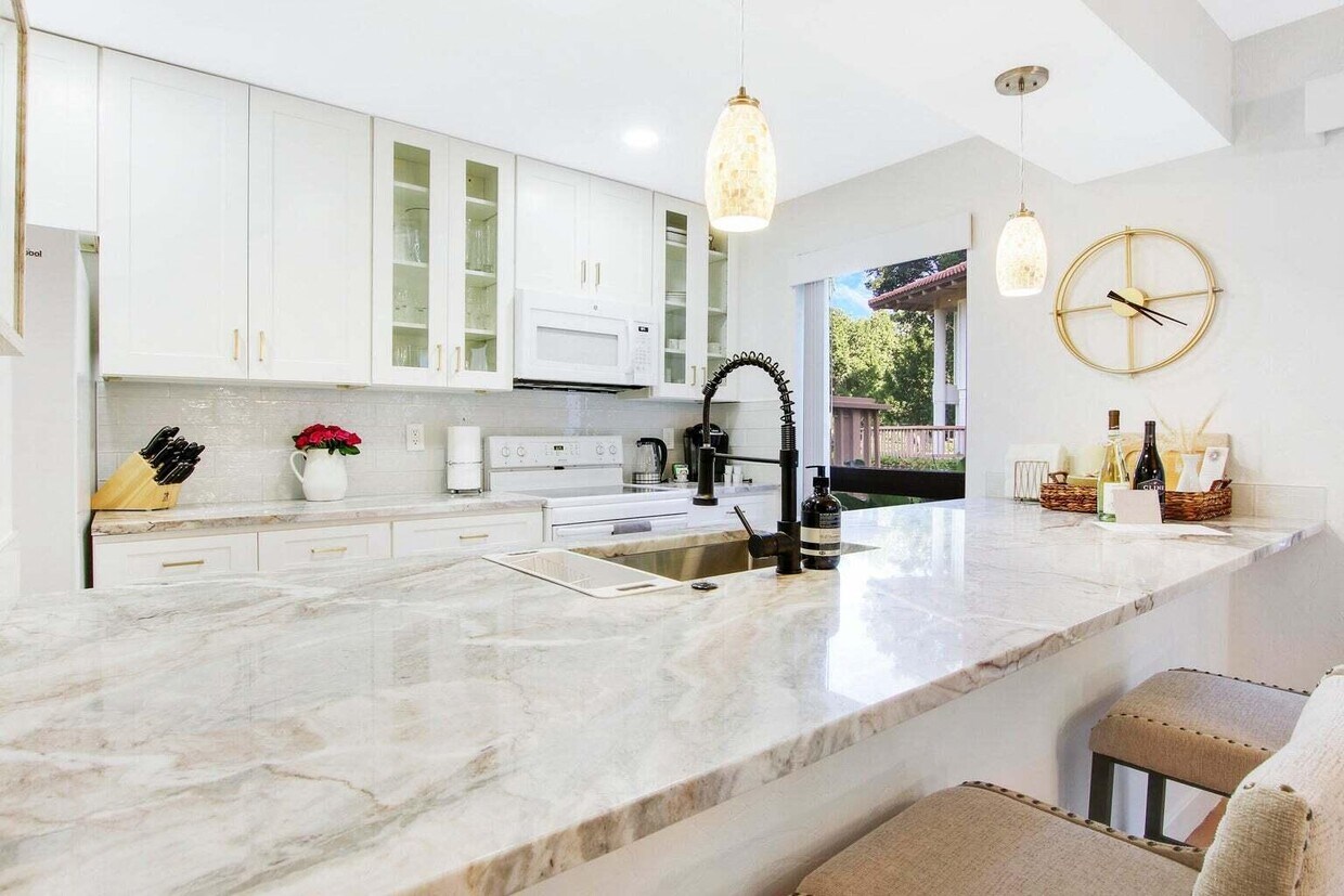 Foto principal - 141 Brackenwood Rd