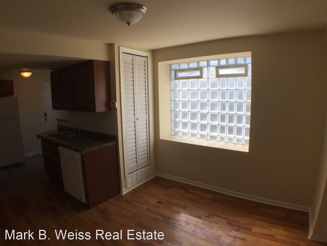 Foto del edificio - 2711 N Kenmore Ave