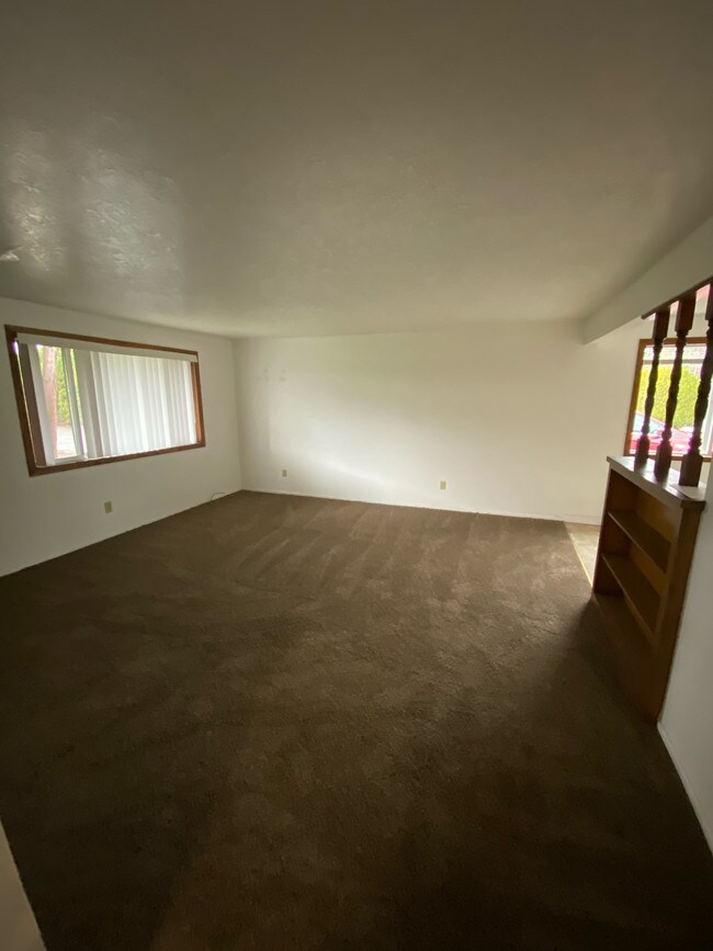 Foto del edificio - 3920 Auburn Rd NE