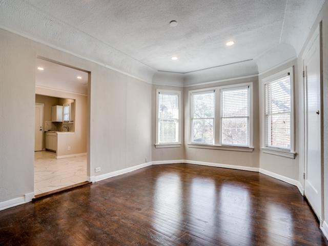 Foto del edificio - 4153 Normandy Ave