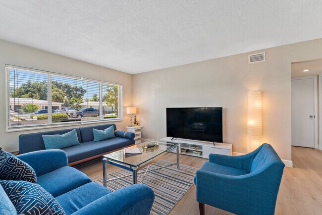 Foto del edificio - 1264 Surf Rd