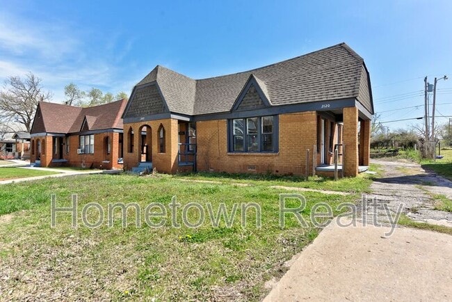 Photo - 2122 N Glen Ellyn Street Apartment