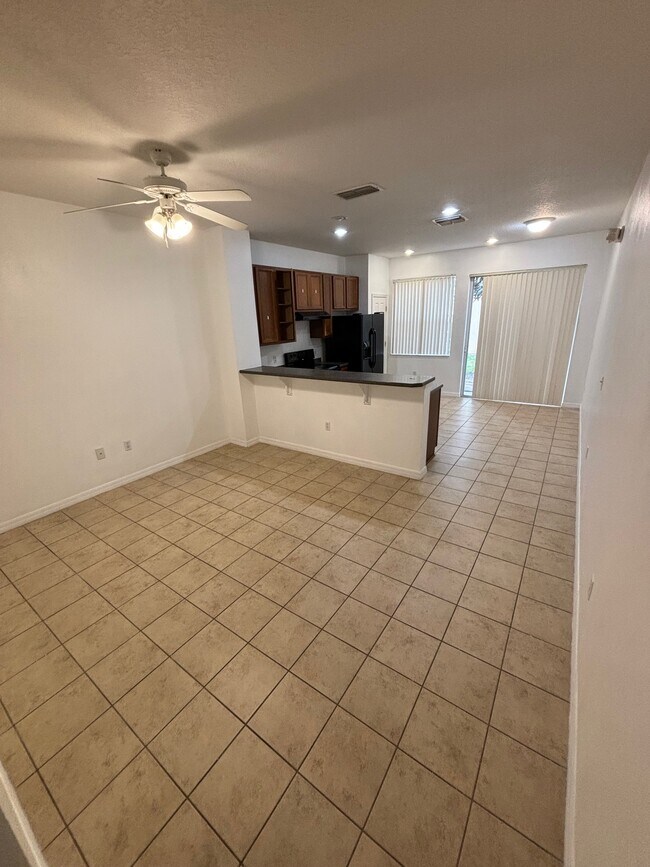 Photo - 5155 Regatta Dr Townhome