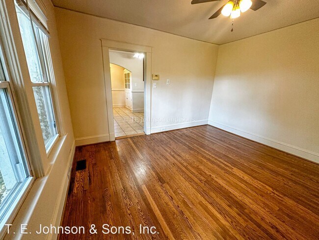 Foto del edificio - 2 br, 1 bath House - 129 West Acadia