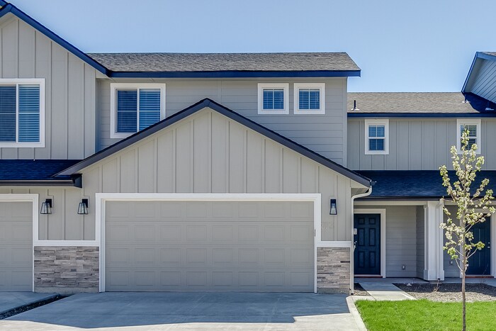 Primary Photo - Brand New 3 bedroom Townhome!