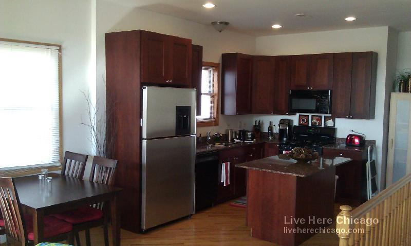 Foto principal - 2559 N Southport Ave