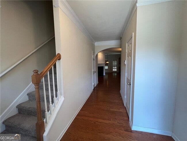 Building Photo - 9814 Murano View