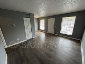 Building Photo - 383 Redmar Blvd