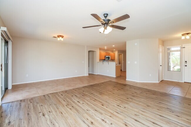 Building Photo - 9300 E Fairbrook St