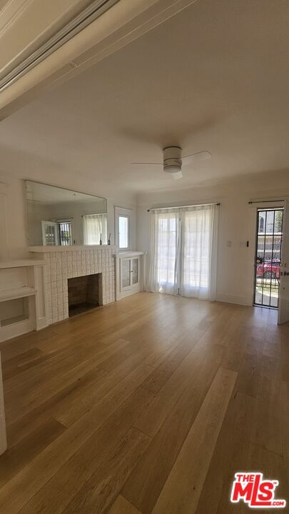 Foto del edificio - 1034 N Kenmore Ave