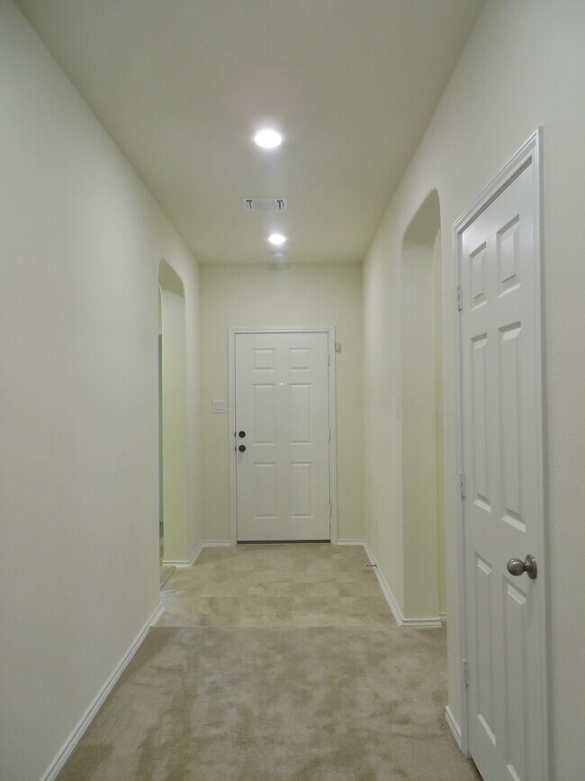 Foto del edificio - 4 Bedroom 2 Bathroom Creekside At Georgetown Village Home