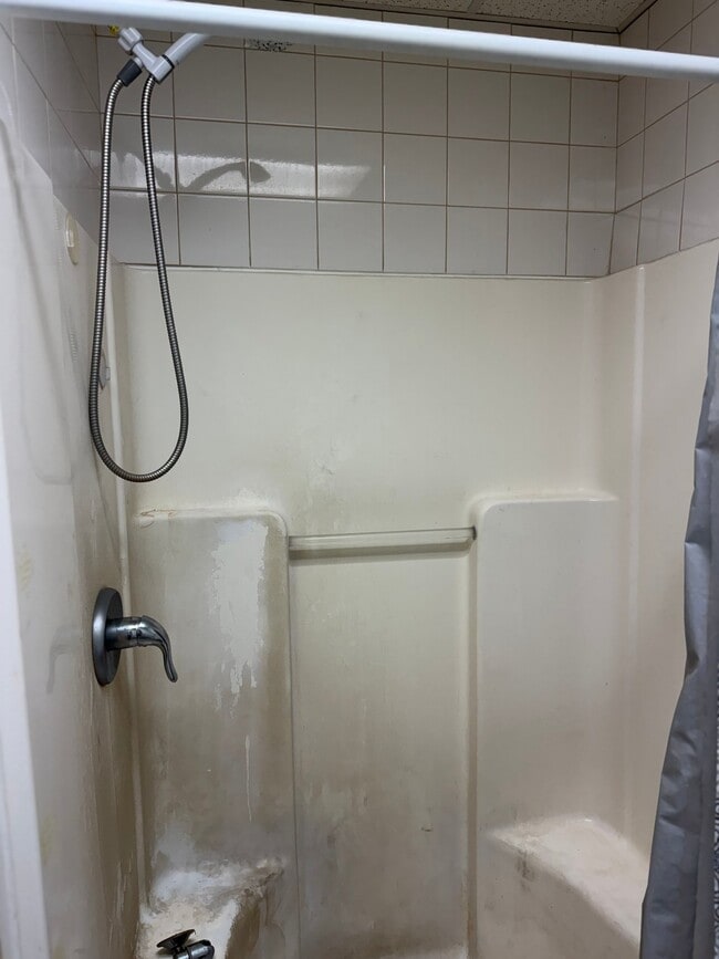 Photo - 1635 Centre Ave House