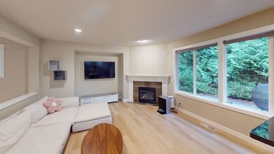 Building Photo - 110 Ilwaco Pl SE