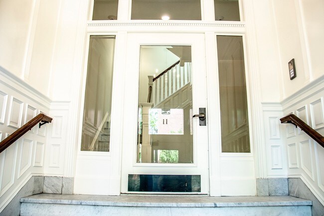 Foto del edificio - 11 Alton Ct