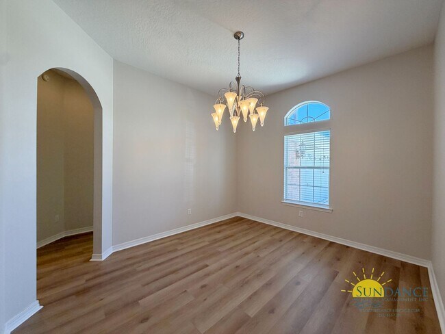 Foto del edificio - Updated 3BR Home in Gated Bridgeport Colony Near Hurlburt & Eglin AFB!