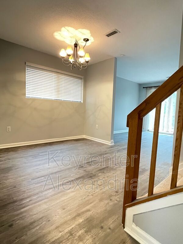 Building Photo - 2103 Old Landing Way