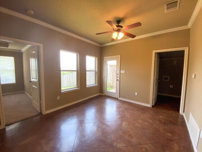Building Photo - 3024 Beauford St