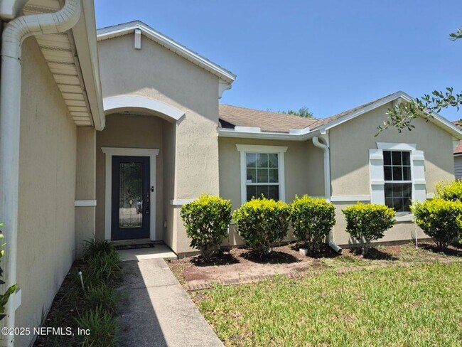 Building Photo - Cute 3/2 home ready to move in