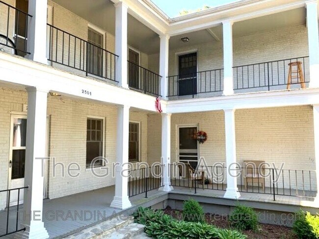 Building Photo - 2504 Longview Avenue Southwest