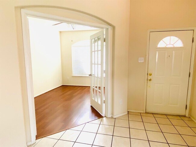 Building Photo - 3731 E Piper Grove Dr