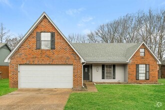 Building Photo - 3811 Westridge Dr