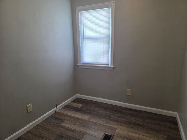 Foto del edificio - 2721 Milburn Blvd