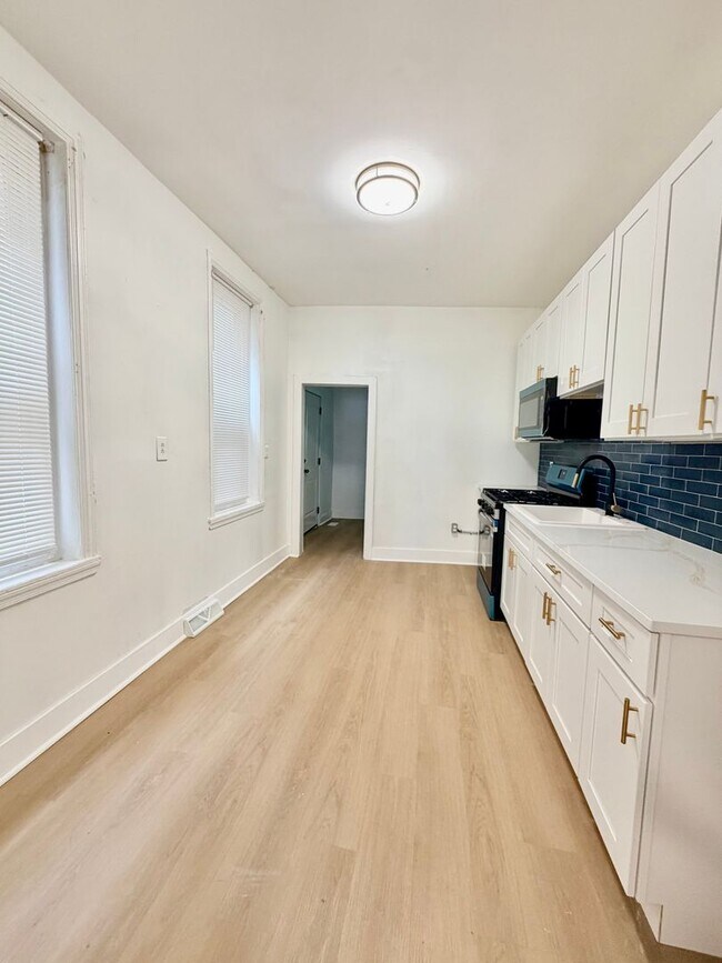 Foto del edificio - 3034 Emerald St