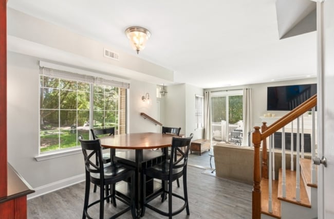 Building Photo - 11 Bentley Ct