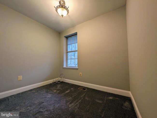 Building Photo - 3716 Ferrara Dr