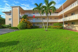 Building Photo - 2721 Garden Dr N